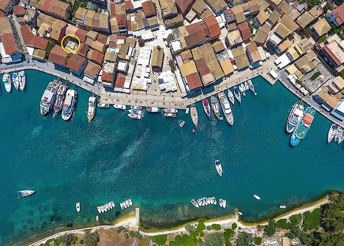 Paxos Fairytales Lovenest 2 4*