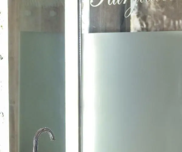 Paxos Fairytales Lovenest 2